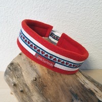 Mass Zugstopphalsband Herzen weiss/rot