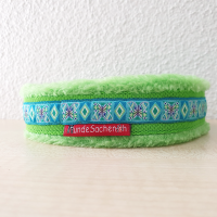 Masshalsband Schmetterling grün