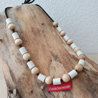 EM Zeckenketteli mit nature / beigen Holzperlen