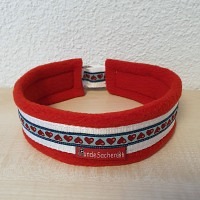 Mass Zugstopphalsband Herzen weiss/rot